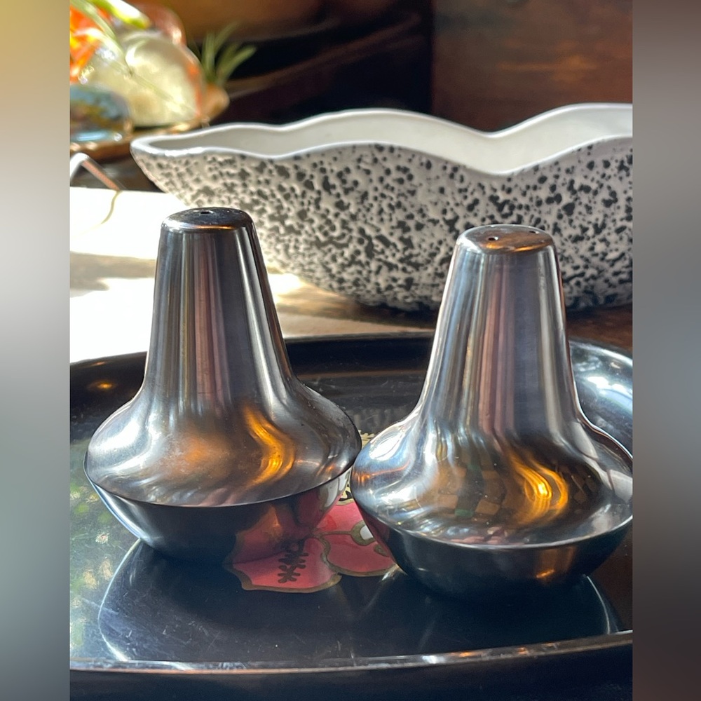 Vintage Selandia Denmark, Salt/Pepper Shakers-free shipping